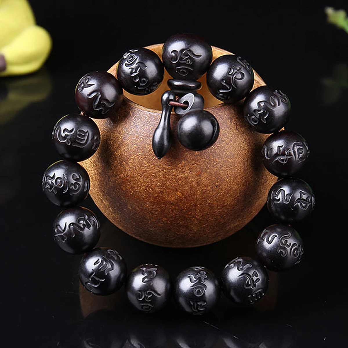 Natural Black Wood Tibetan Six Characters Mantra Bracelets Buddhist Praye Lightning Stroke Jujube Beads Meditation Men Women