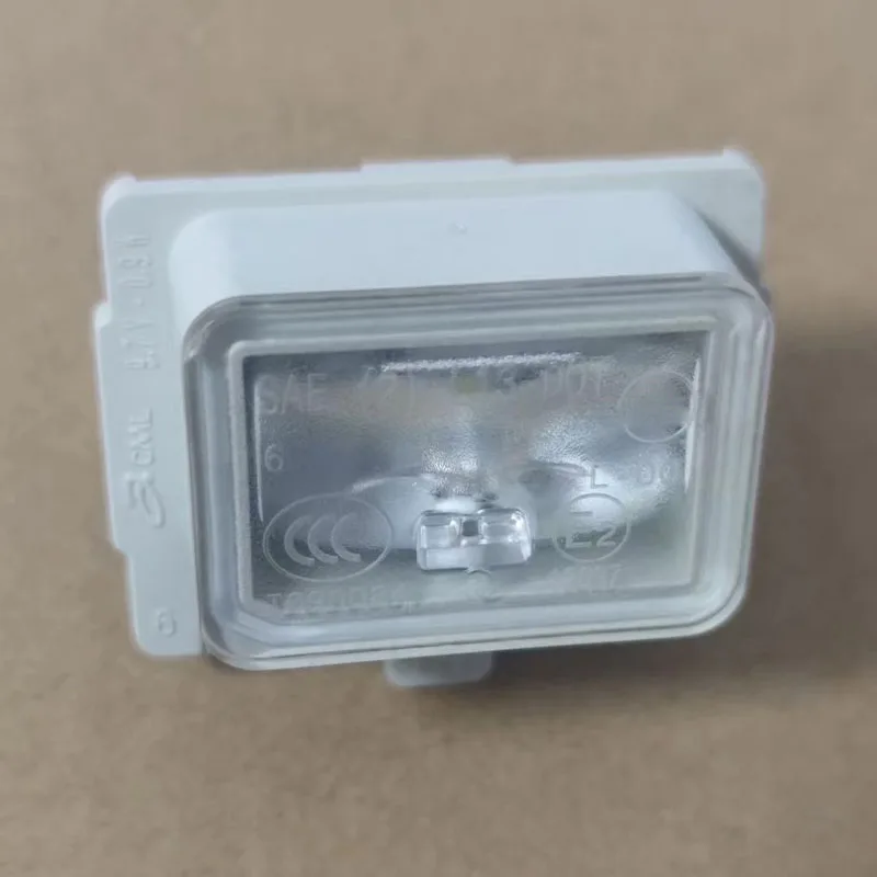 OEM A0999067000 LED license plate light suitable for Mercedes Benz W212 W213 W205 W222 R231