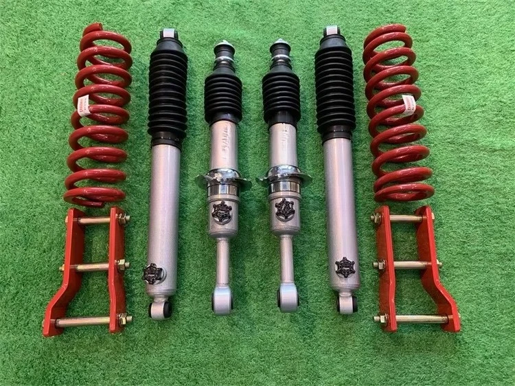 جودة قطع غيار السيارات السيارات الهواء تعليق 4X4 امتصاص الصدمات لBt-50 #5