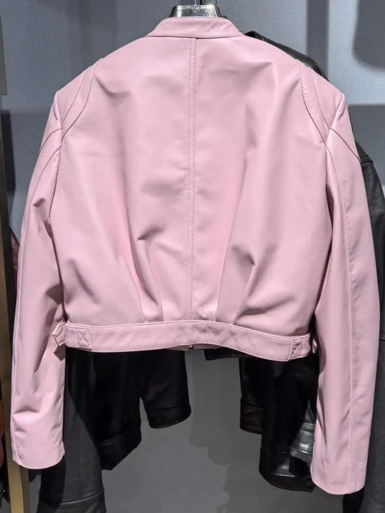 خريف جديد إمرأة الوردي الوقوف طوق جلد الغنم سترة جلدية حقيقية نمط قصير يندبروف دراجة نارية السائق معطف فضفاض صالح سترة