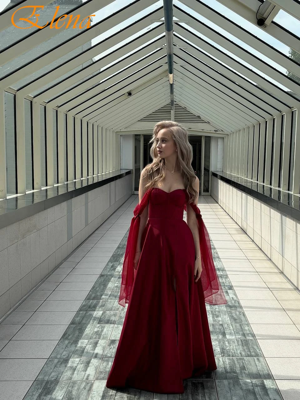 

Customized A-Line Boat Neck Cap Sleeve Formal Evening Dress Fashion Delicate Celebrity Gowns Modern Bespoke Occasion Dress