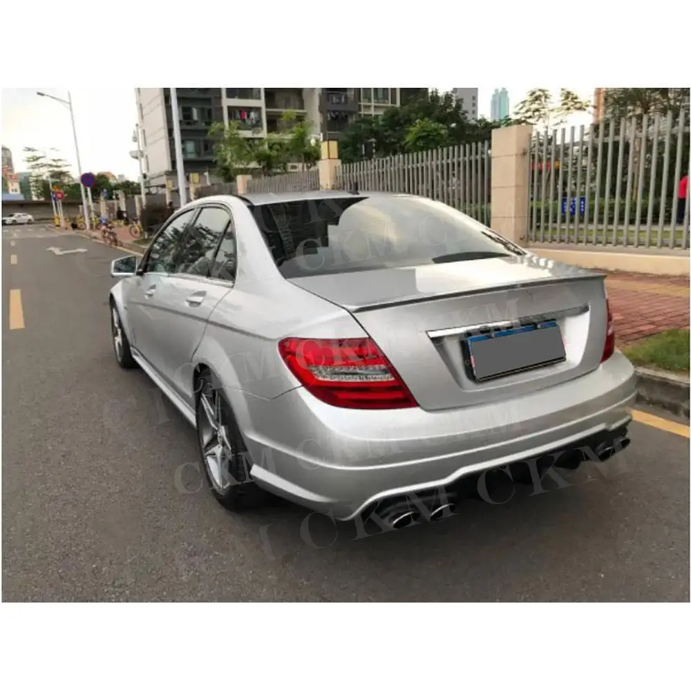 W204 Gloss Black Rear Bumper Diffuser Spoiler Car Accessories for Mercedes Benz C Class C63 AMG 2012 2013 2014 Bodykits