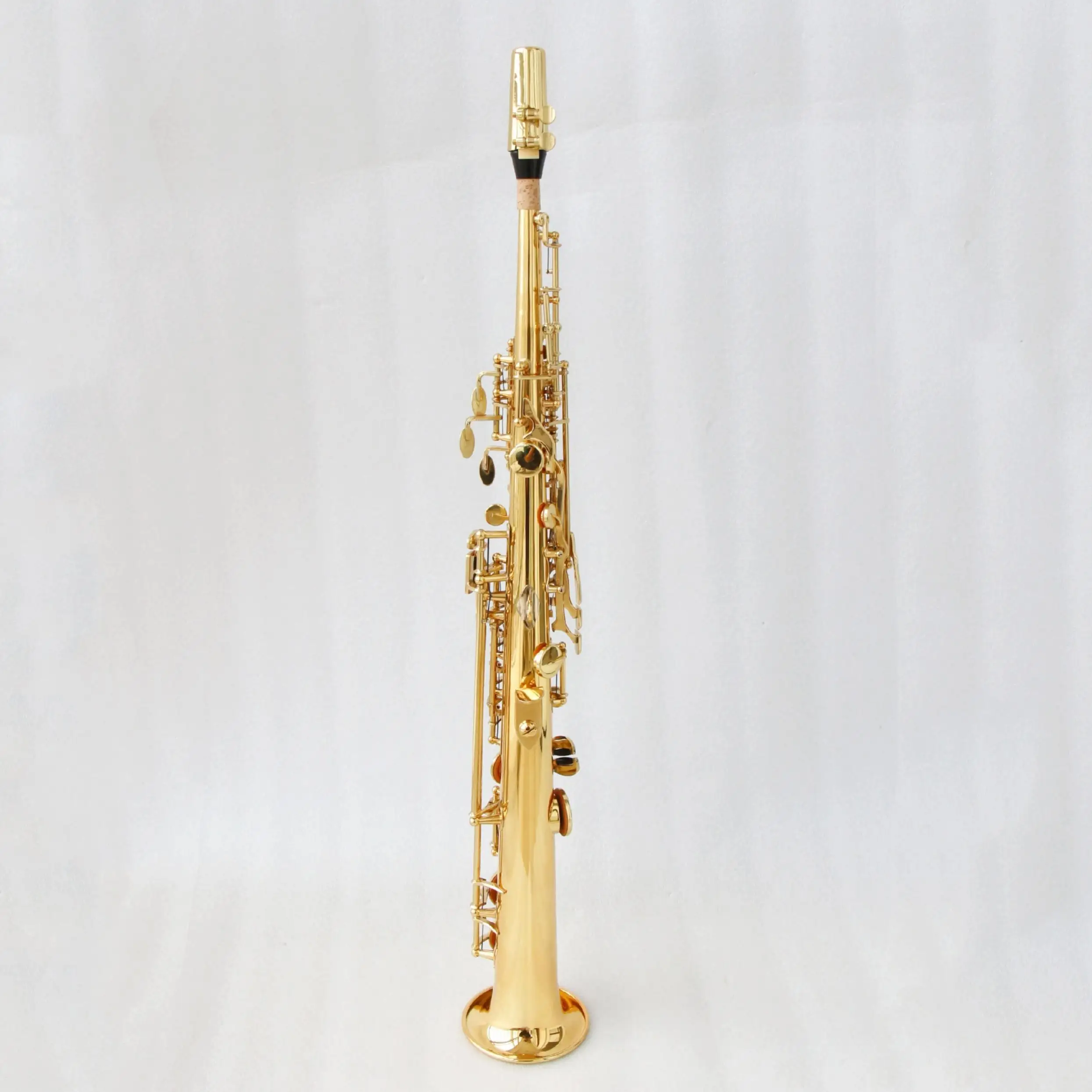 Well-Crafted Musical Instruments Brass Body Bb Soprano Saxophone With Gold Lacquered Body and Shell Inlay Imported Springs