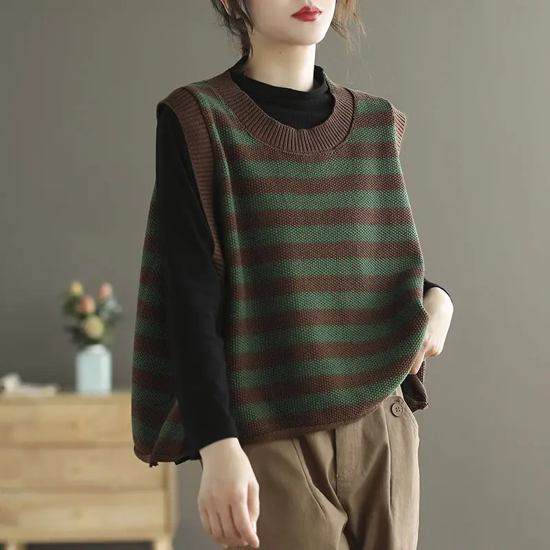 Vintage Striped Spliced Sweater Vest Spring Autumn Korean Loose Women\'s Clothing Casual Round Neck Sleeveless Knitted Jumpers