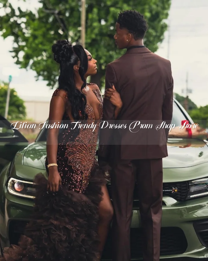 Luxuriöse Curry-Spitze-Abendkleider, sexy Split-Strass-Applikationen, schwarze Mädchen-Geburtstagsfeier, Königin-Kleider, individuell gestaltet