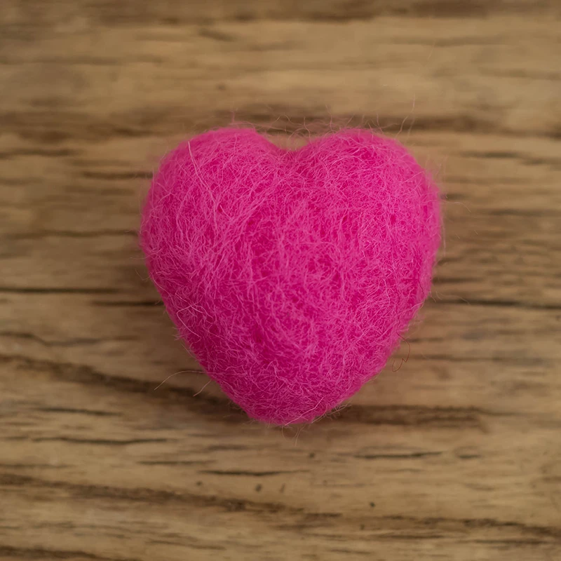 Love Heart alat peraga fotografi baru lahir, buatan tangan wol Felt bentuk hati cinta alat peraga foto bayi perempuan merekam Aksesori Studio foto