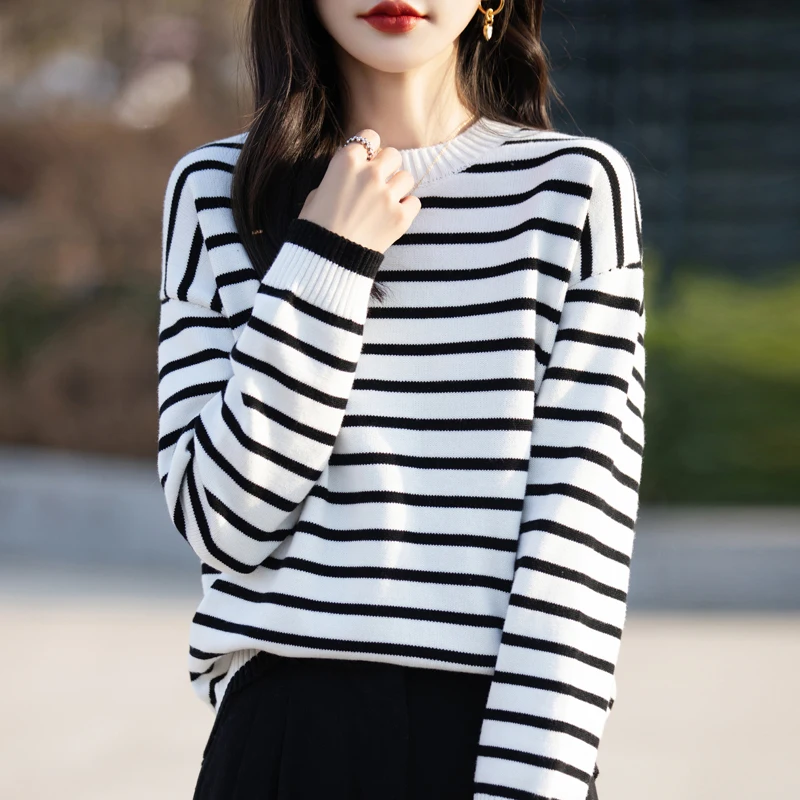 Wiosna 2025 Nowy 100% bawełniany sweter z dzianiny damski O-Neck Plus Size Pullover Luźna gruba bluzka w paski Bawełniane koszule z miękką podstawą