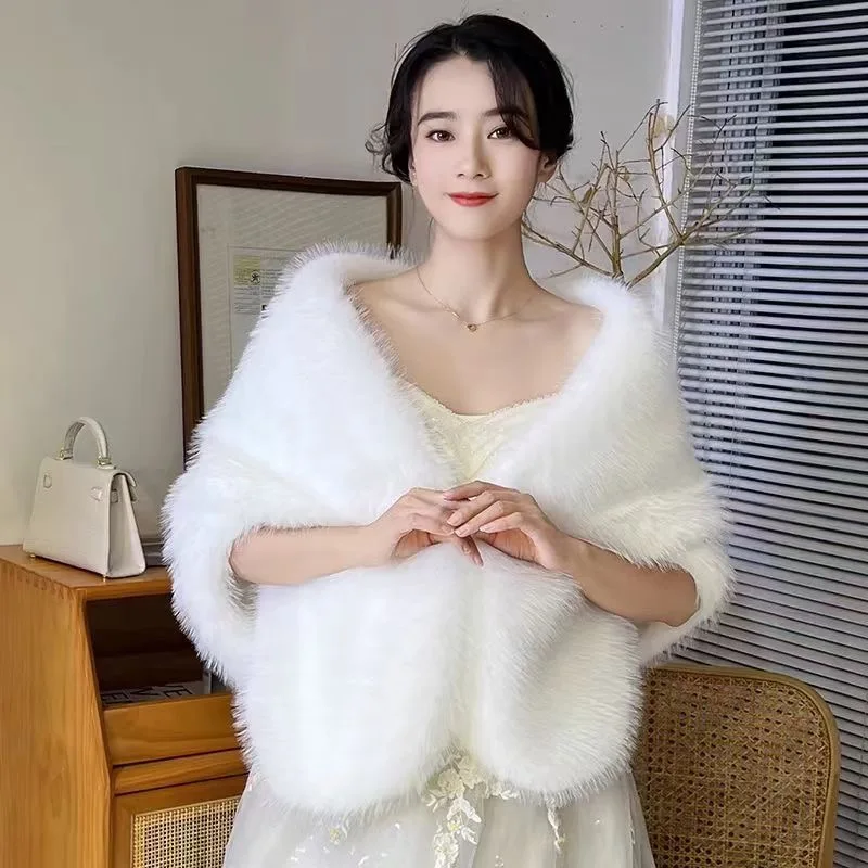 Luxury Faux Fox Fur Cape Cheongsam Wedding Dress Shawl Winter Scarf Graceful Women Banquet Party Cloak Wraps