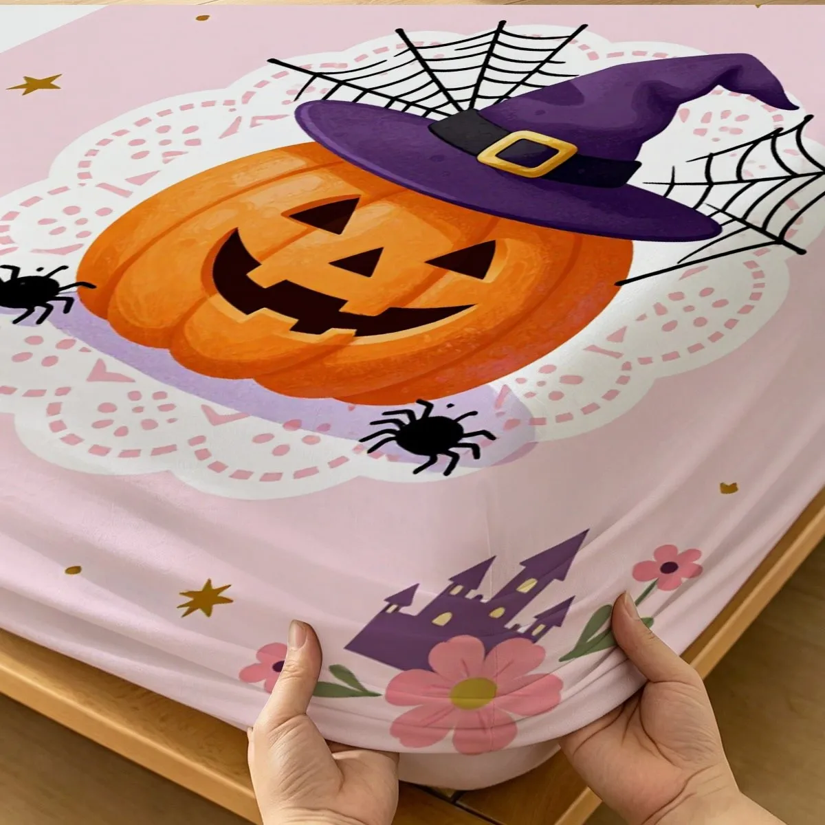 Fun Halloween Pumpkin Party Mattress Protector with Pillowcase, Playful Orange Pumpkin Lantern and Witch Hat Design 2D Flat Printing, Mattress Protector, Elastic Fitted Sheet Cover, King/Twin/Queen Size for Master Bedroom and Guest Room Decoration, Dustproof and Stain-Resistant, High Elasticity, Fits Various Sizes
