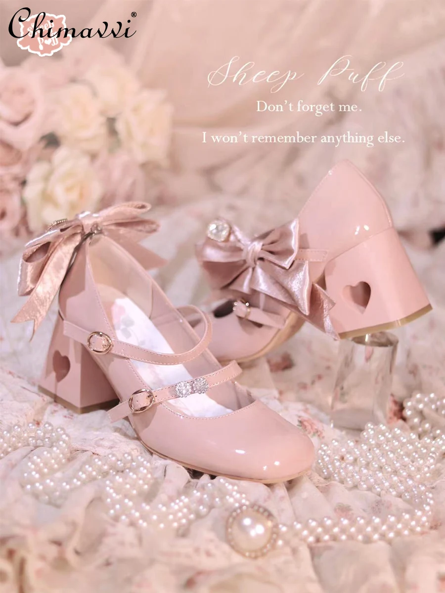 Japanese Lolita Style Rhinestone Bow Hollow Out Kitten Heels Mary Jane Shoes Girls Cute Patent Leather Love Shape High Heels