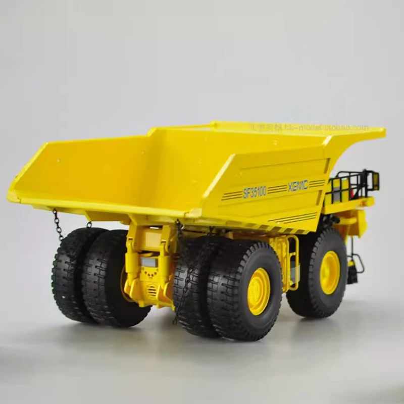 Original Diecast 1:60 Scale Alloy SF35100 Mine Carrier Static Car Model Finished Product Simulation Toy Gift Display Souvenir