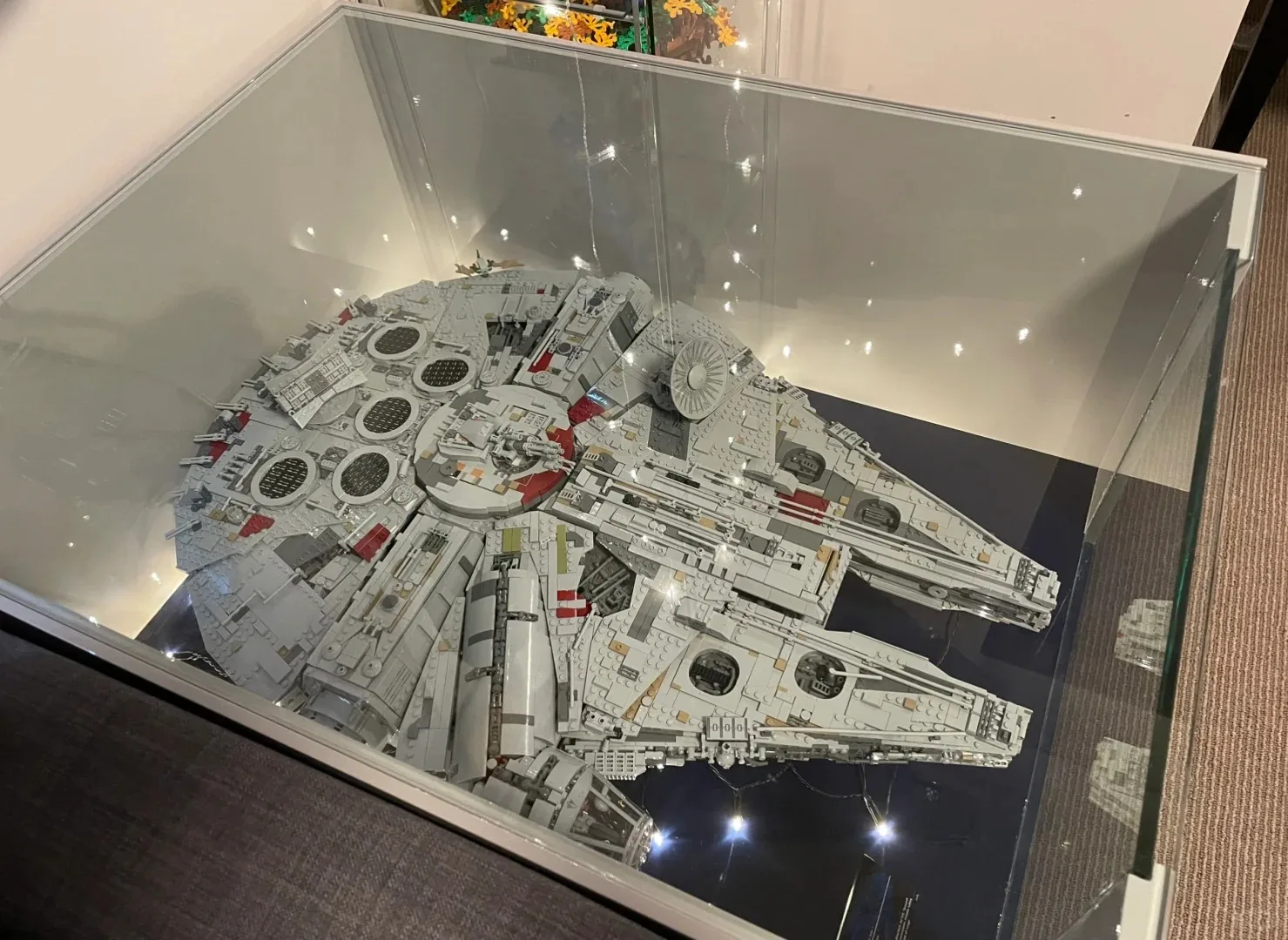 

IN STOCK The Large Millennium Ship Falcon Building Blocks Brick 7541pcs Compatible Toy For Children Christmas Birthday DIY Gifts