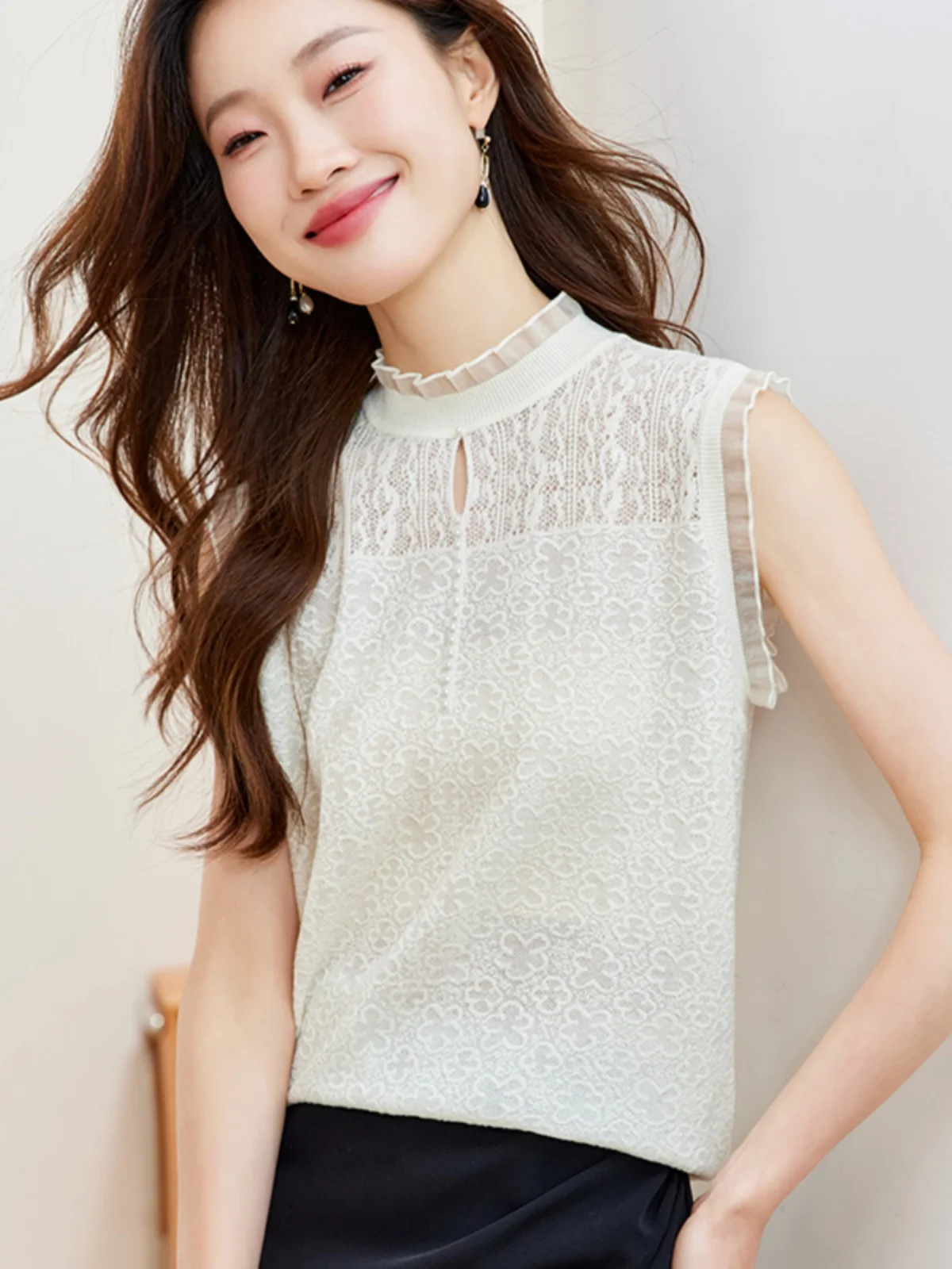 

Women's ort Sve T-irt Summer New Knitted Vest Top Svel Base irt Ice Silk Bright Tead Small irt Korean Sle