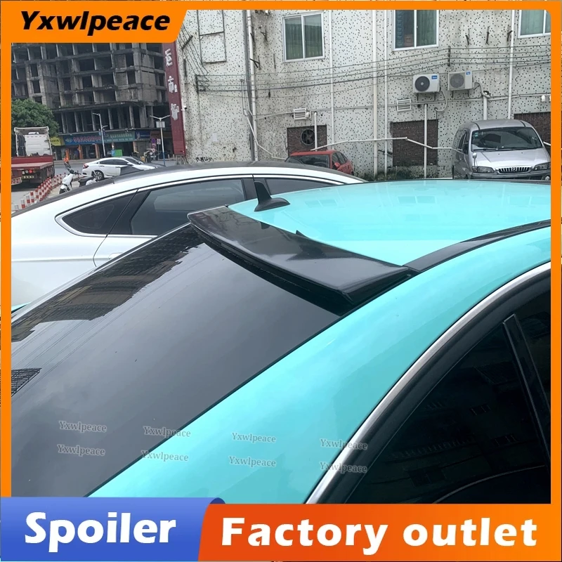 

ABS Glossy Black Carbon Fiber Look Rear Window Roof Spoiler For Mercedes Benz C-Class W204 C200 C250 C300 4 Door Sedan 2007-2013