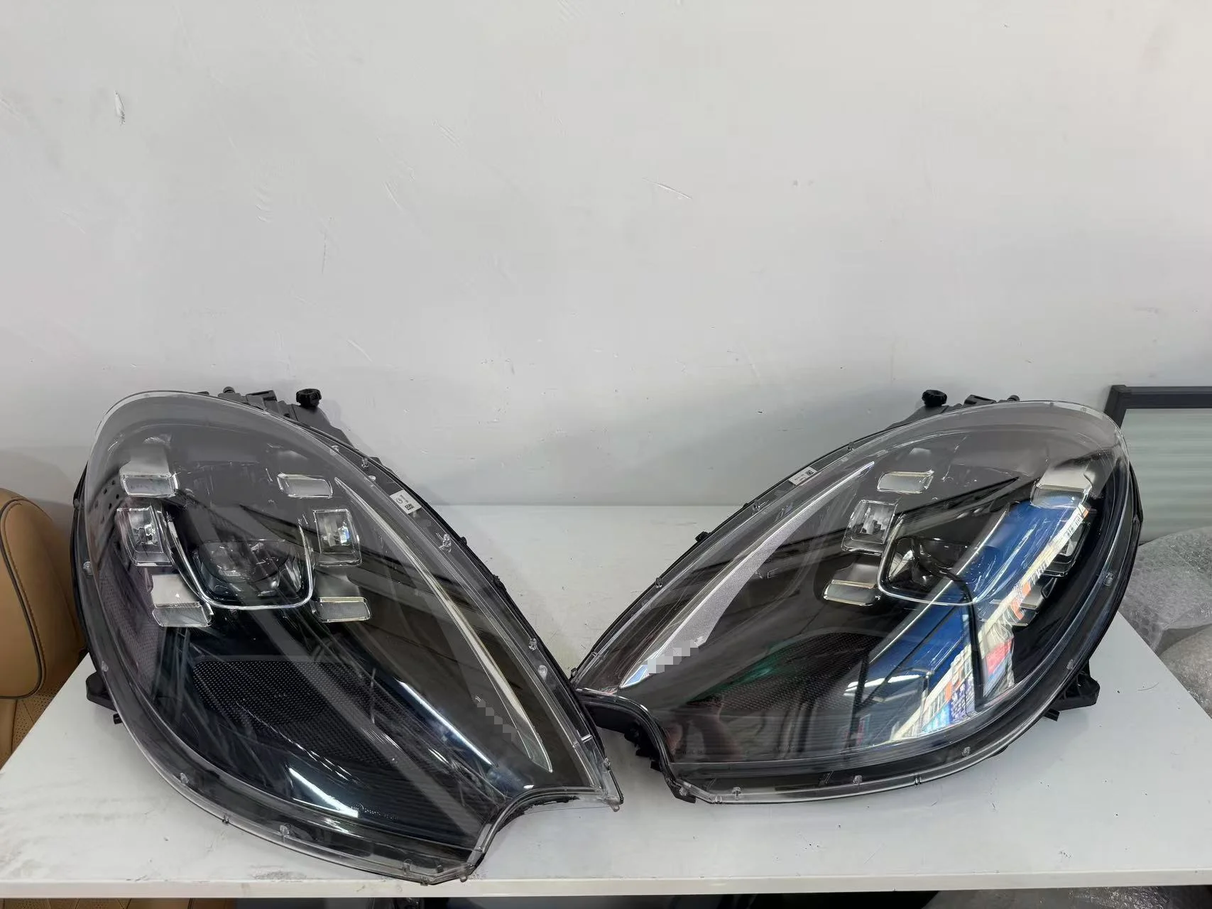 Suitable for Porsche Macan LED Headlights 2014-2017 Original Lighthouse High-quality Automotive Lighting System