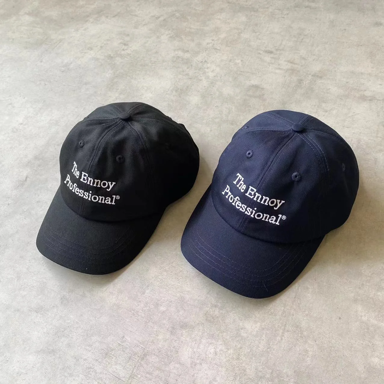 

The Ennoy Professional Japanese simple letter embroidered baseball cap cap bent brim cap for men and women