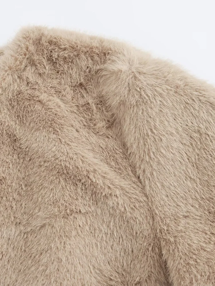 Cappotto a maniche lunghe effetto pelliccia sintetica aderente casual in tinta unita alla moda e versatile da donna in stile europeo.