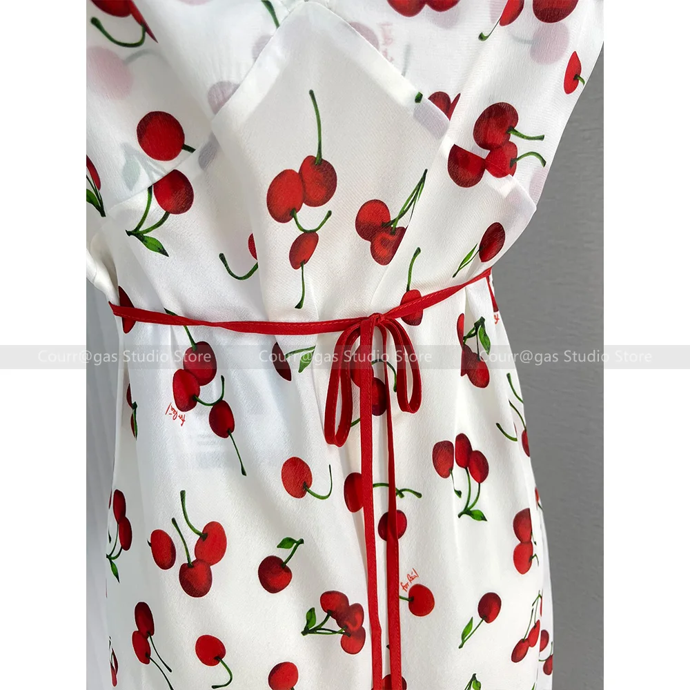 French niche fashion hottie sleeveless white V-neck silk cherry dress short female