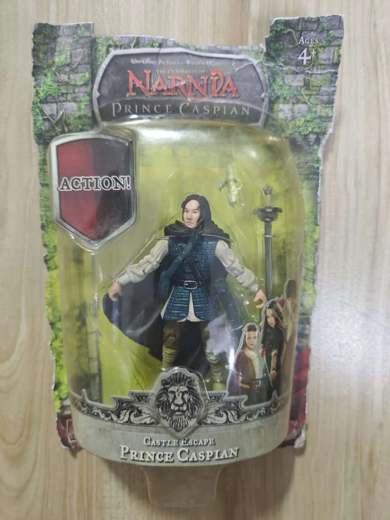 

Хроники Нарнии Принц Каспийский замок Escape Toy 2007 г. Играйте в алюнг Фигурки Упаковка имеет носить меньшинство