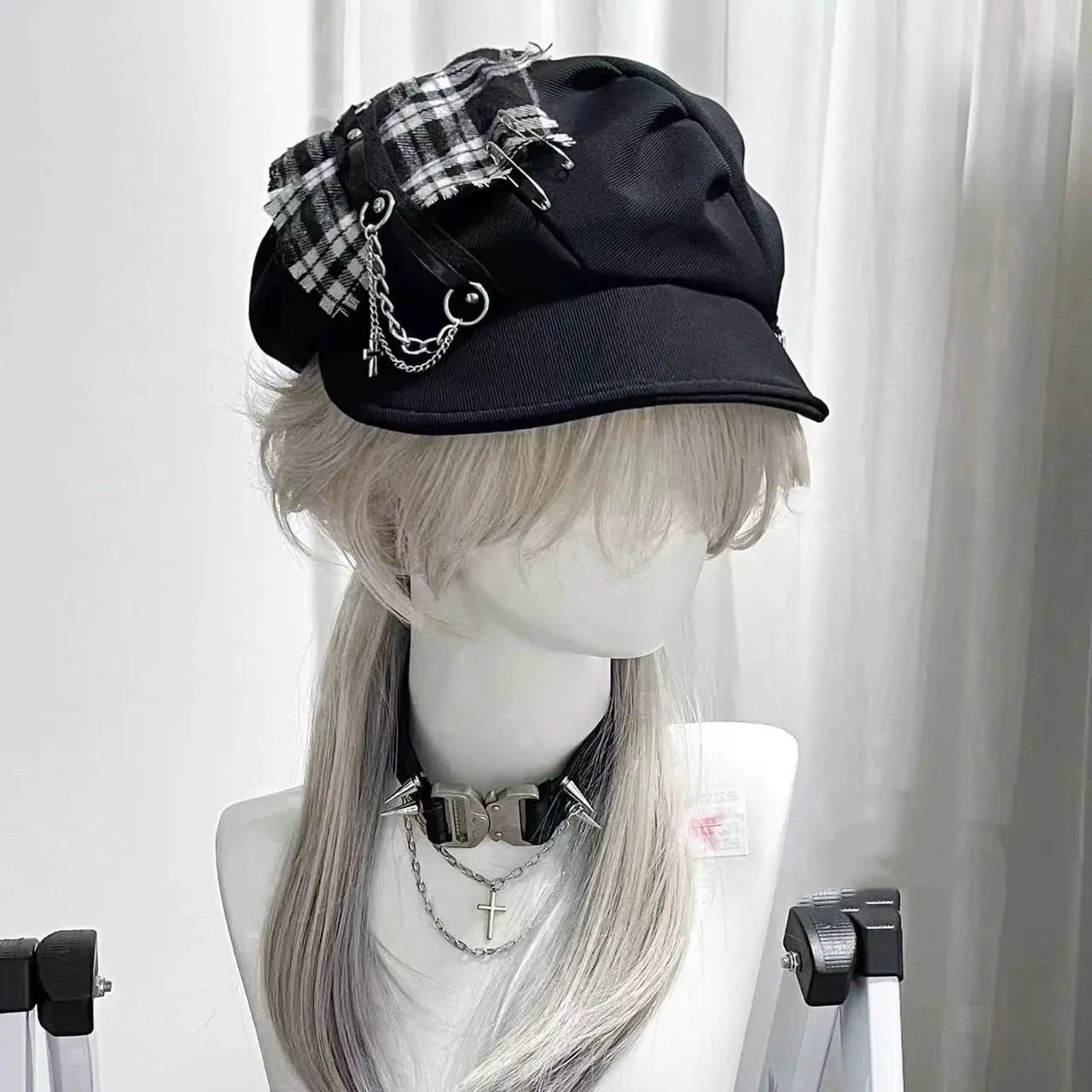 Millennial hot girl style cross neutral dark plaid beret cloud hat soft brim