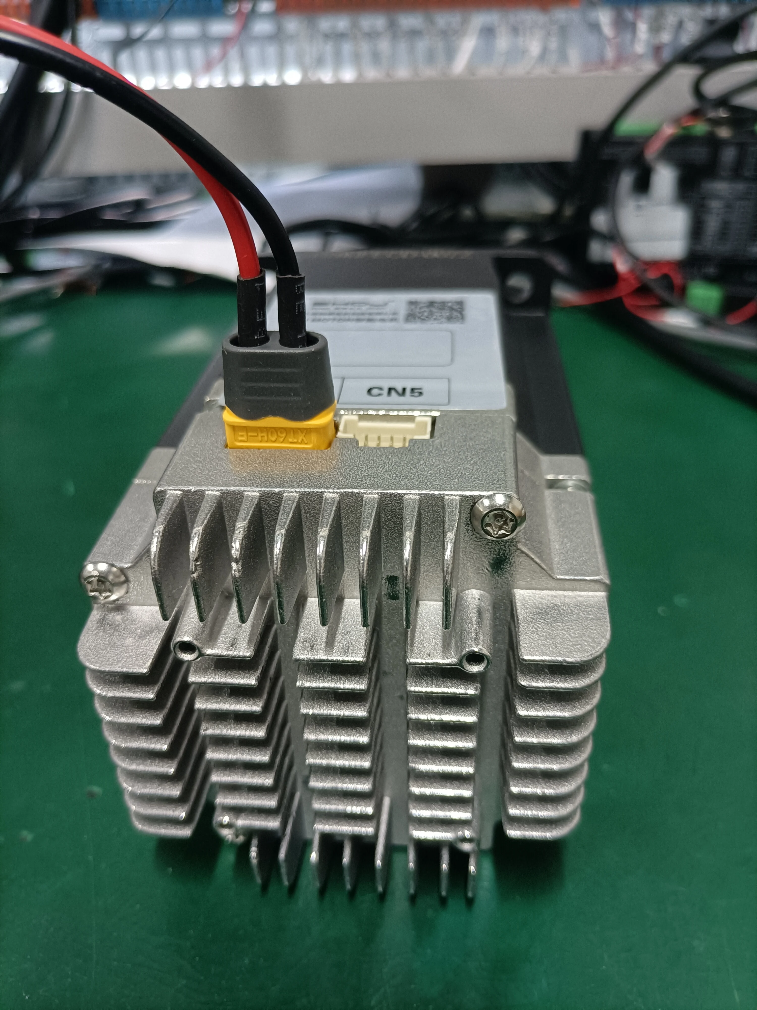 ZXY 2025 CE محرك سيرفو متكامل سائق Sihong Factory's 80 مللي متر 1KW 3000 دورة في الدقيقة 3.2nm 48Vdc 72VDC فرش AGV RGV سيارة دائمة أماه