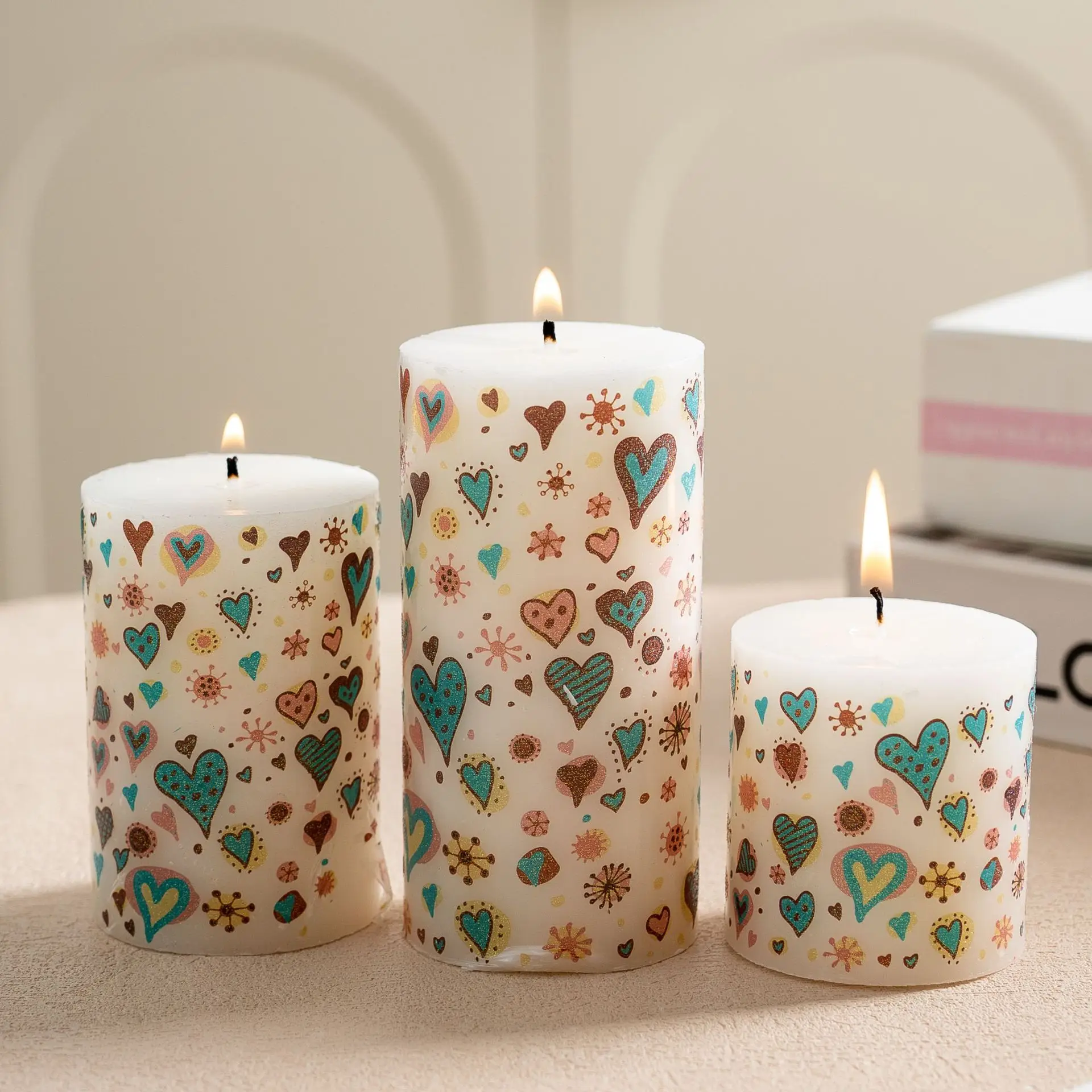 3 Sizes Colorful Printed Pillar Candles, Smokeless Decorative Cylinder Wax Candle, Romantic Ornament For Valentine Hotel Decor
