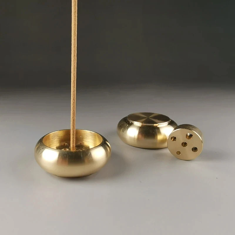 Porte-encens en cuivre pur à 5 trous, support de bâtonnets d'encens en métal, support de parfum de bureau pour yoga, méditation, décoration bouddhiste, 1 pièce