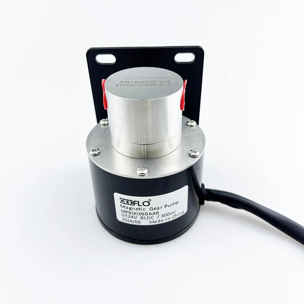 

18 бар 300 мл MPB003 Высокоточный бесщеточный двигатель Наполняющий дозирующий насос Шестеренчатый насос для кофемашины DC24V