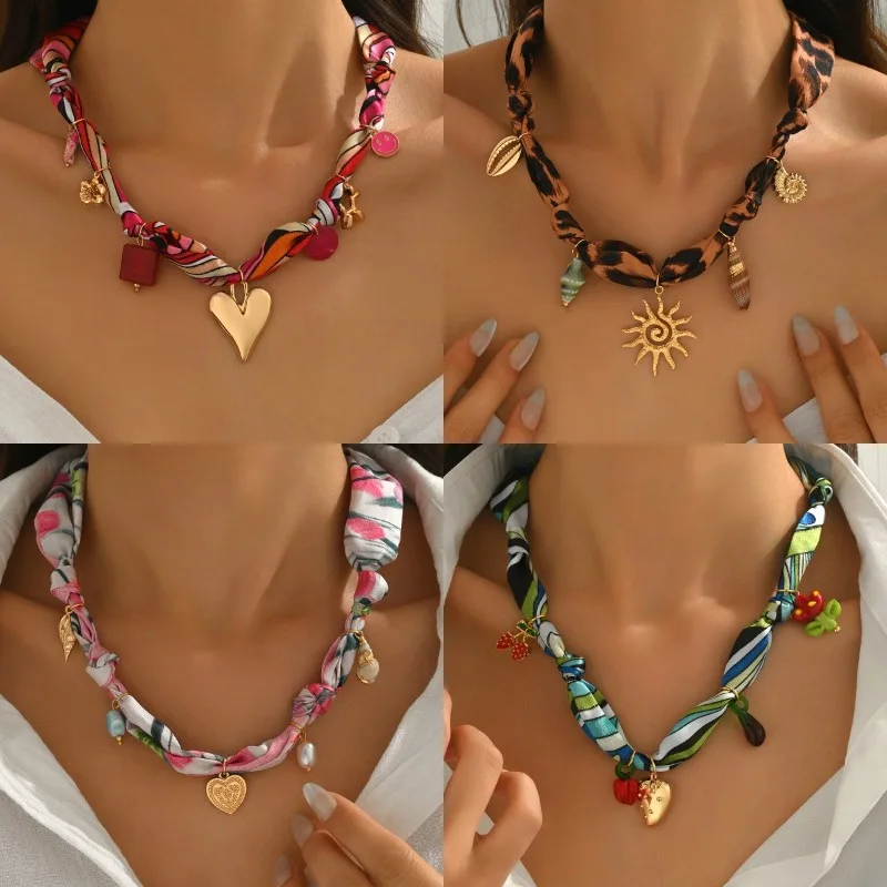 

Fruit, conch pendant, ribbon necklace, versatile temperament, dopamine colored scarf, collarbone chain
