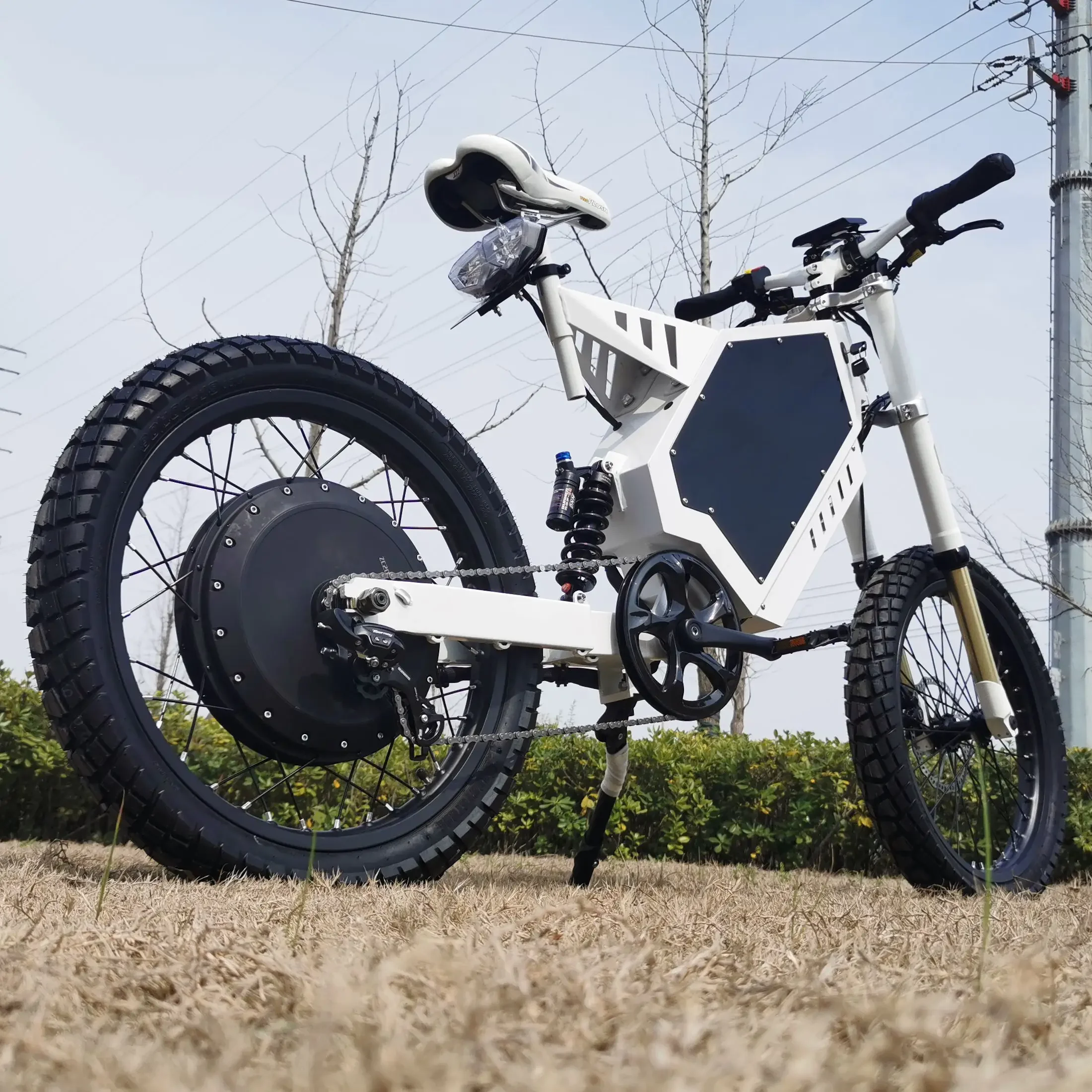 50-60KM Range, Foldable E-Bike with Dual Disc Brakes, LCD Display 1500W High-Power Electric Bike, 48V 80Ah Lithium Battery