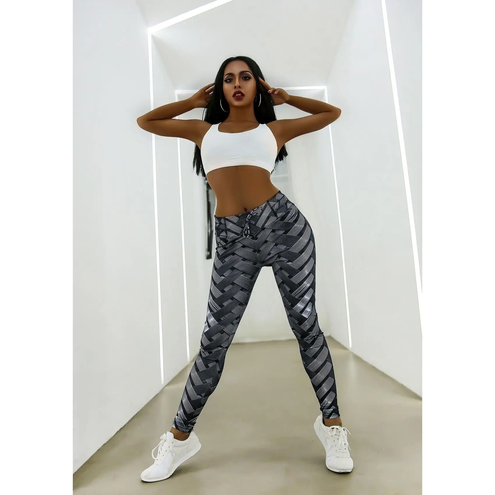 Slimming Yoga Pants Women's Fitn Sports Tires Base Layer Autumn 2025 New Sle Small Footed Long Pants Exercise Trousers