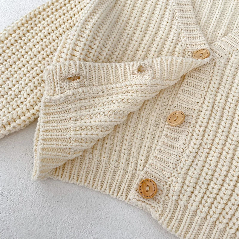 2024 New Autumn Toddler Baby Girl Knitting Cardigan Long Sleeved Solid Color Knitted V-neck Coat Newborn Baby Girls Sweater