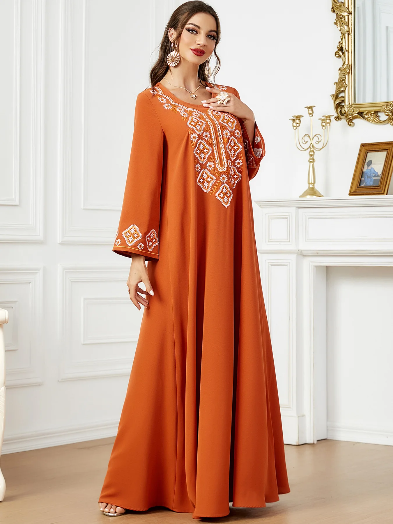 

Dubai Embroidery Abaya for Women Morocco Muslim Djellaba Caftan Islamic Clothing Jalabiya Turkey Kaftan Musulmane Femme Vestido