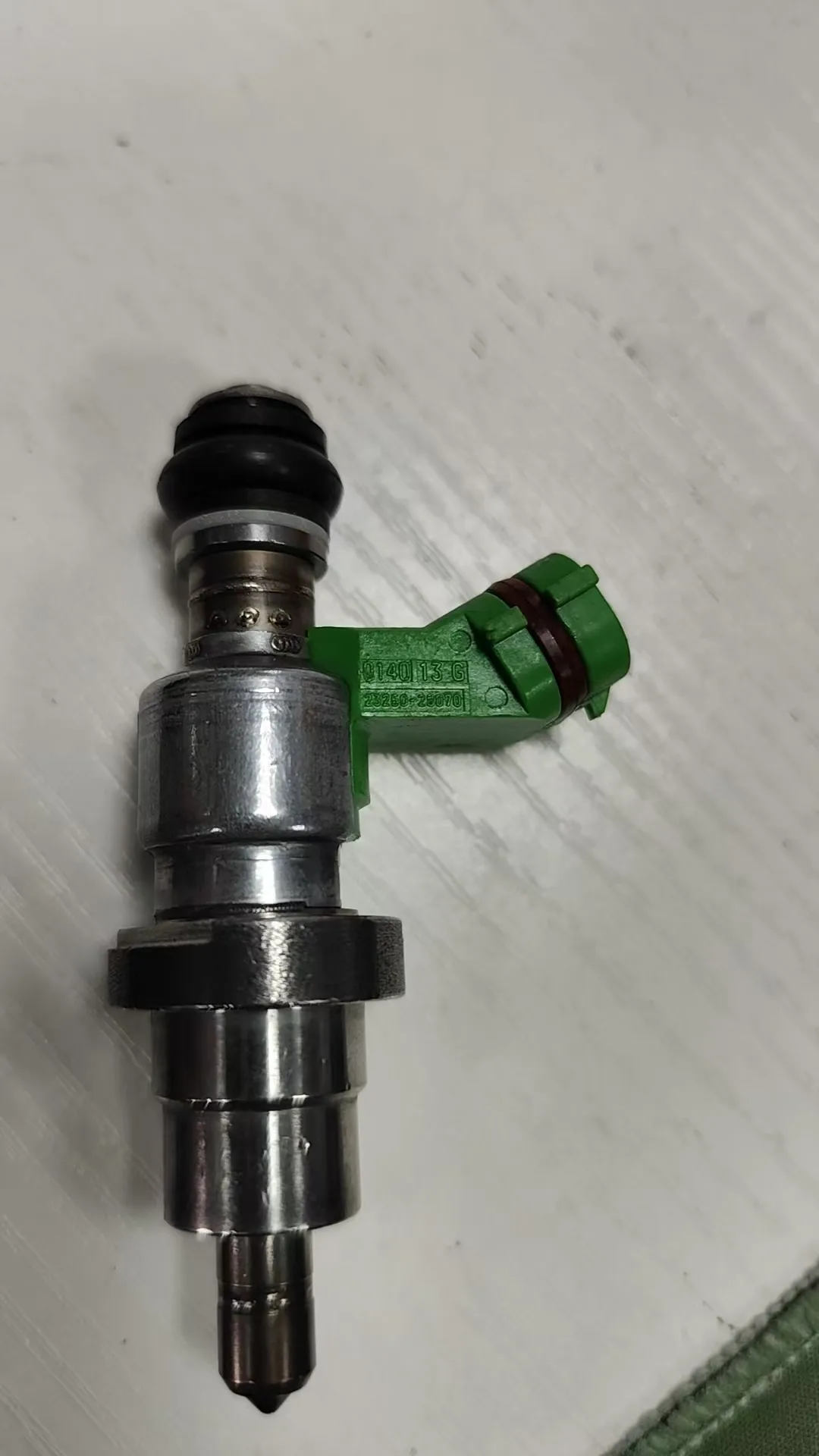 Hot Sell Popular Auto Part 23209-28030 2320928030 Car Injection Valve for to-yota AVENSIS 1998 In stock