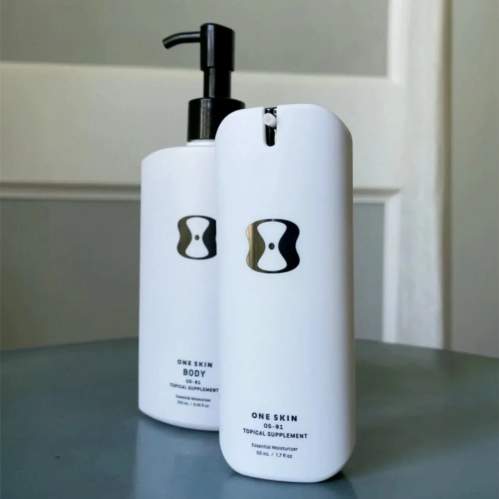 suplemento-topico-oneskin-os-01-hidratante-essencial-original-locao-corporal-nutritiva-que-melhora-a-textura-da-pele