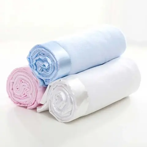 아기 담요 솔리드 플란넬 수 놓은 새틴 가장자리 이불 부드러운 유아 소년 소녀 월간 Swaddle 유모차 담요 Infantil Wrap