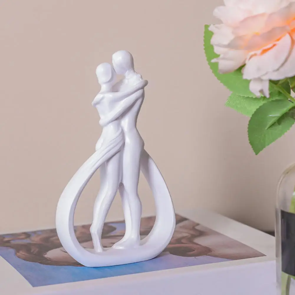 

Hugging Couple Ornament Hugging Couple Statue Resin Hugging Couple Figurine for Home Office Decor Wedding Anniversary Sculpture