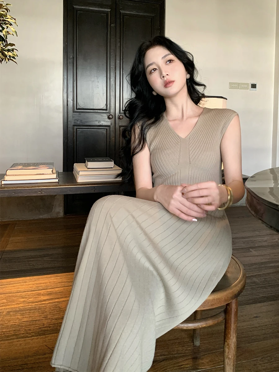 Robe tricotée sans manches pour femmes, Simple, couleur unie, col en v, ligne a, pull, décontractée, élastique, tricot, robe mi-longue