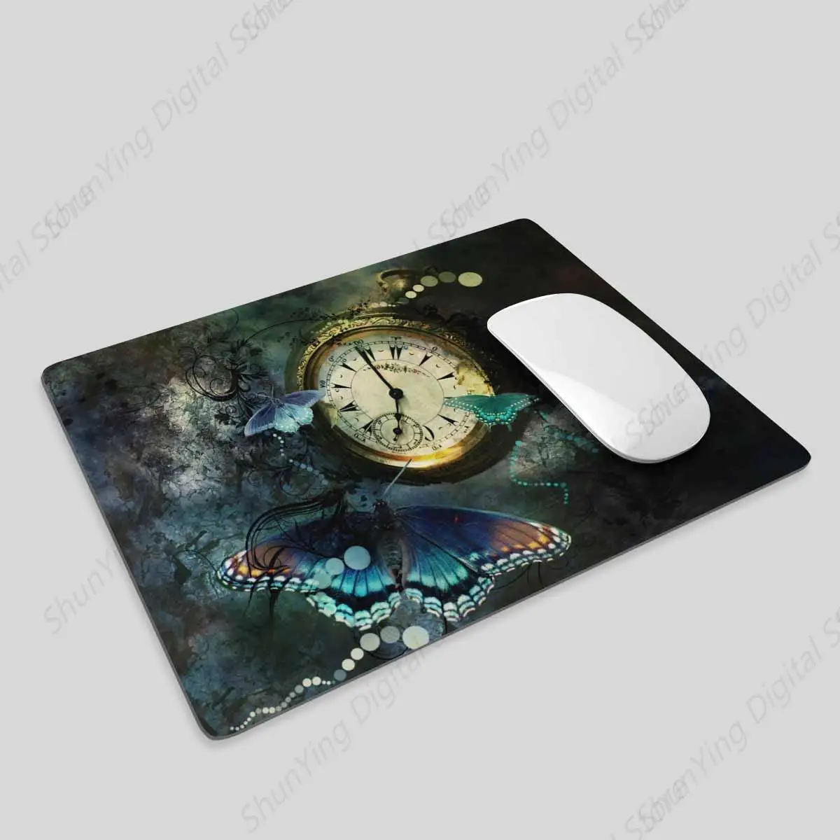 Retro Butterfly Gaming Mouse Pad และนาฬิกาพ็อกเก็ตแบบคงที่ Anti Slip Rubber Mouse Pad เหมาะสําหรับแล็ปท็อปสํานักงาน 25*30 ซม