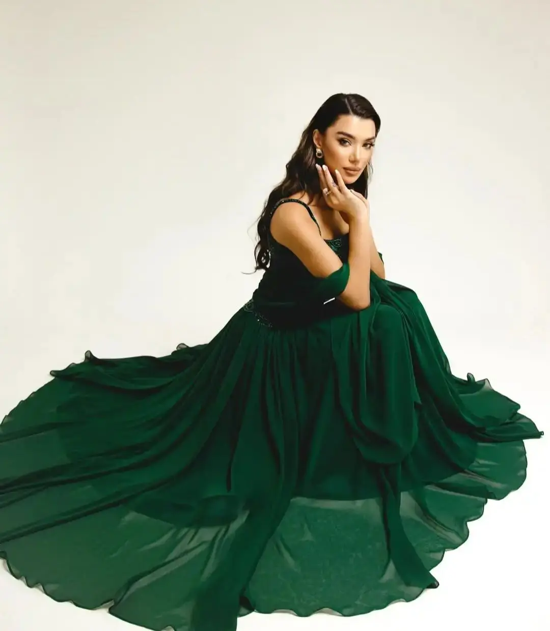 Ofherown verde esmeralda frisado vestido de noite pescoço quadrado sem mangas chiffon vestido de baile com xale festa de formatura vestidos de casamento