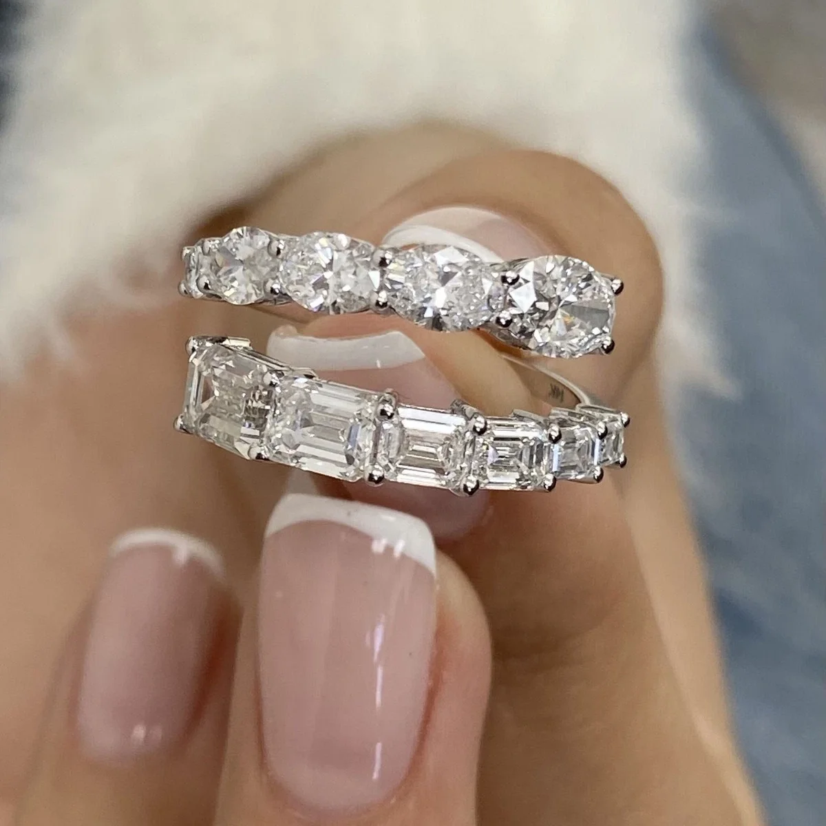 Platinum 950 Wrap Ring 3.50ctw Emerald & Oval Lab Grown Diamond DEF VS-VVS 2 Row Diamond Wedding Band For Lady