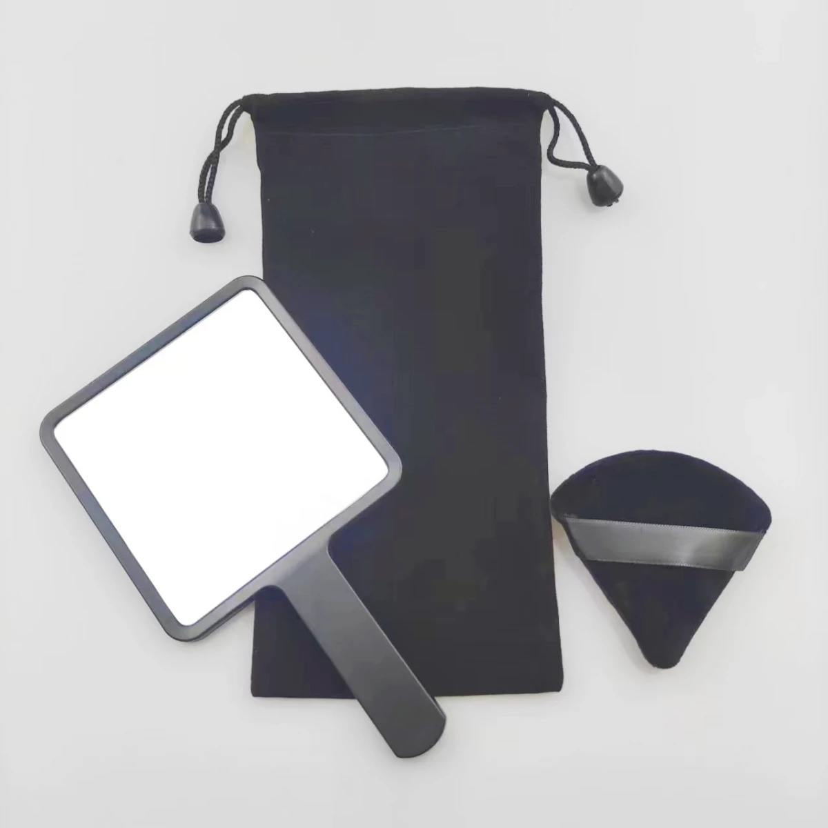 3-teiliger Hand-Schmink spiegel Tragbarer kleiner Spiegel mit quadratischen Spiegeln und super weichem Puder-Puff-Reise material