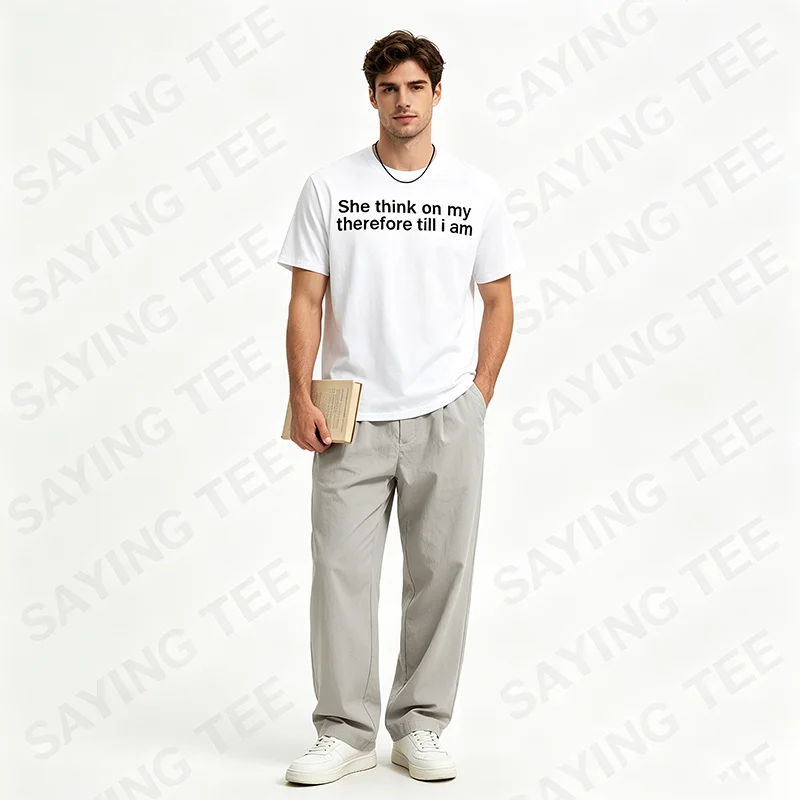 Sie denkt: „Ich denke, ich bin lustig, also bin ich es“ – Sarkastisches Meme-T-Shirt, Y2K Streetwear, personalisiertes Witz-Spruch-T-Shirt, Herrenbekleidung, Geschenk – Detail 6