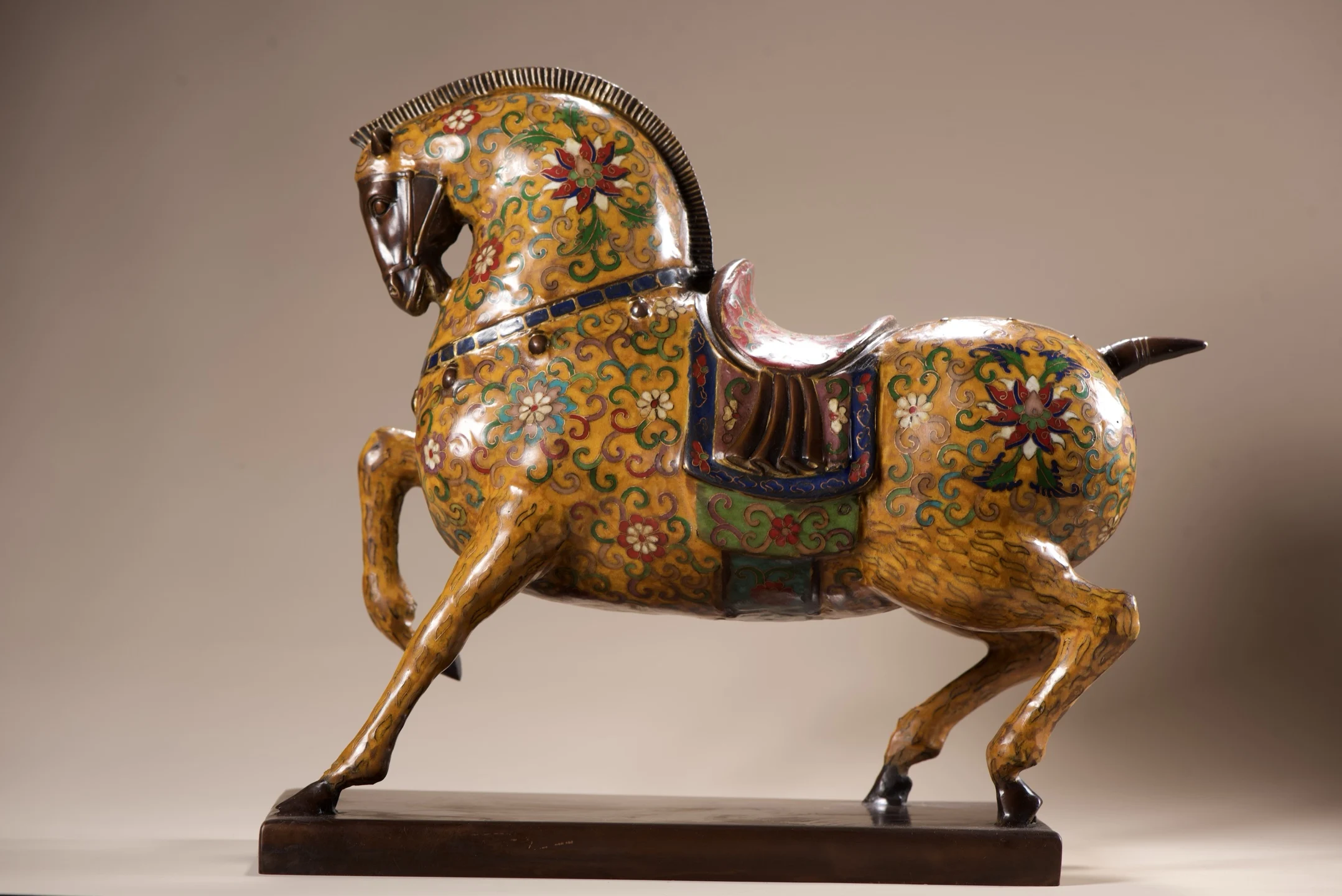Old Bronze Cloisonne Enamel Flower texture Tang Ma Fortune Horse Statue Base Horse Ornaments Amass wealth Town house Exorcism