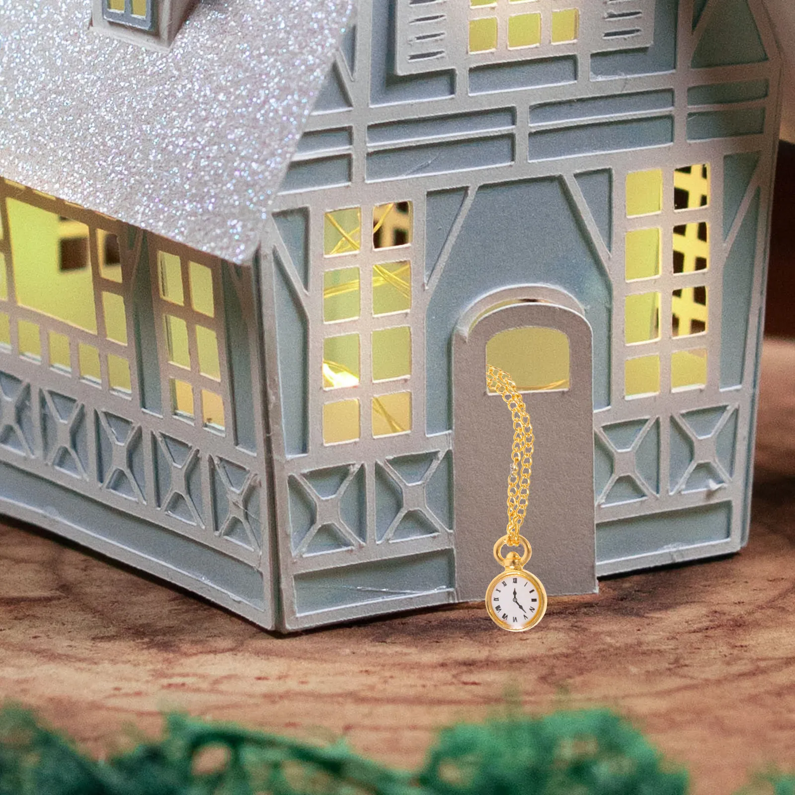 

Luxury Finish Mini Alloy Pocket Watch Highly Detailed Simulation Clock for Elegant Dollhouse Furnishing Decor Miniature Items
