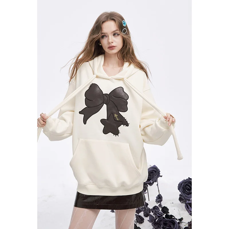 Elfsack 2025 inverno recém chegados y2k casual solto arco gráfico cordão grande bolso moletom com capuz para mulher