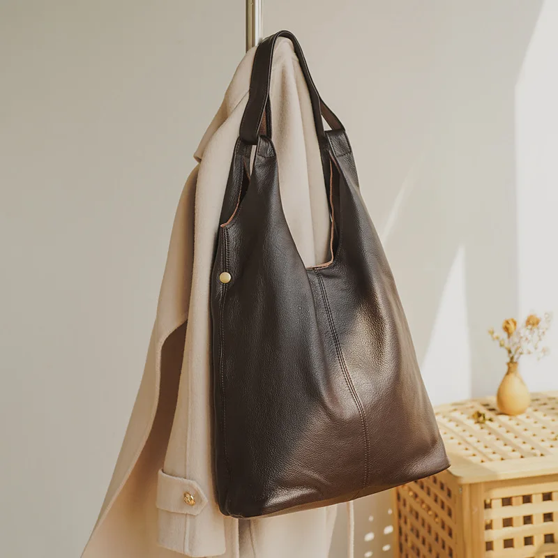 New Cowhide Women's Shoulder Bag High Quality Large Women Bucket Bag Soft Leather Female Underarm Handbag Casual Hobo