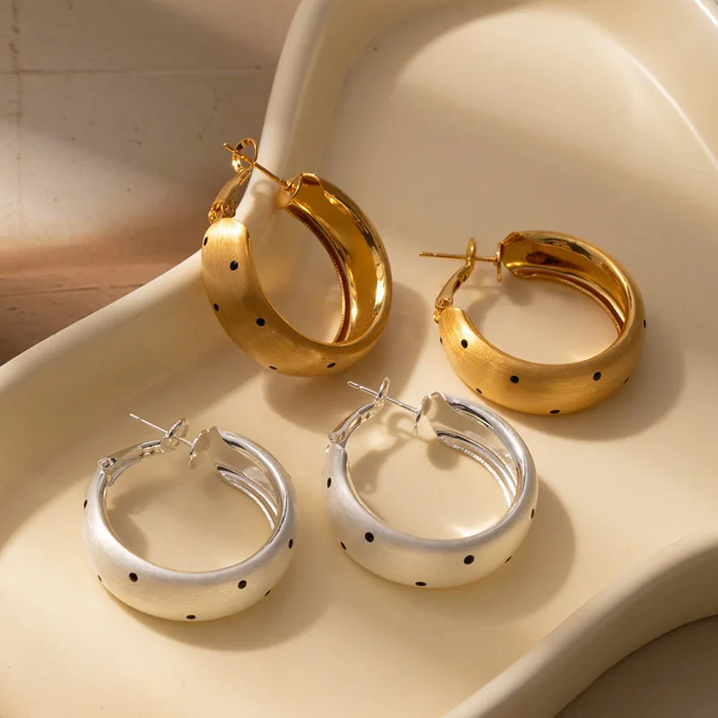 Fashion Geometric Circular Polka Hoop Earrings For Women Simple Temperament Metal Hoop Earrings Party Accessory Gift image 4