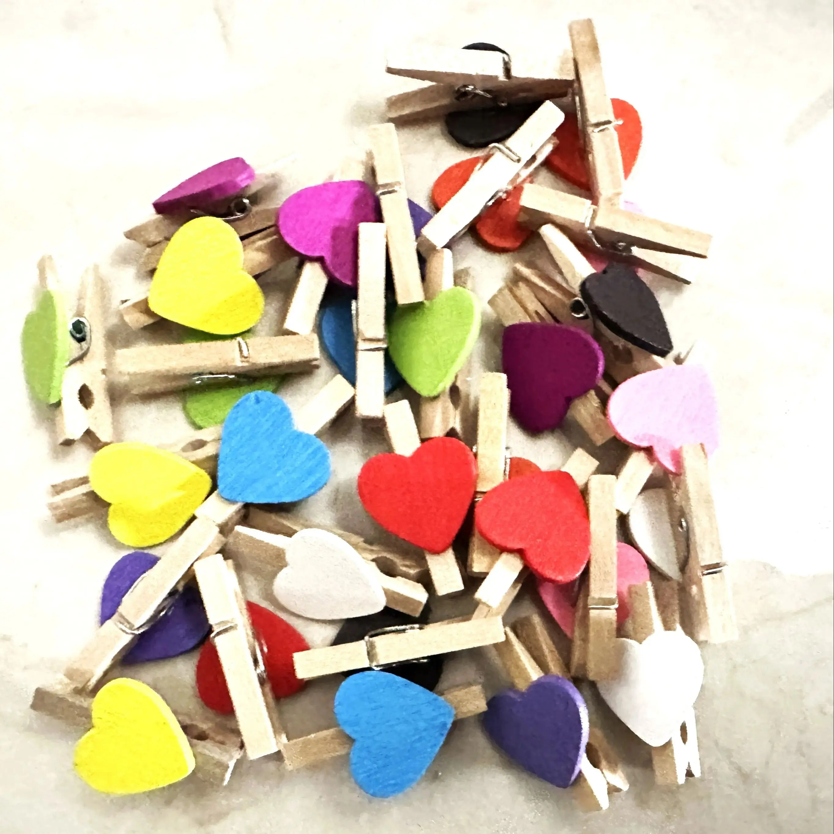 

50pcs Heart Wooden Paper Pegs,Photo Clips,Pin Clothespin Crafts for Event Party, Decorated Gift, Favors Decoration