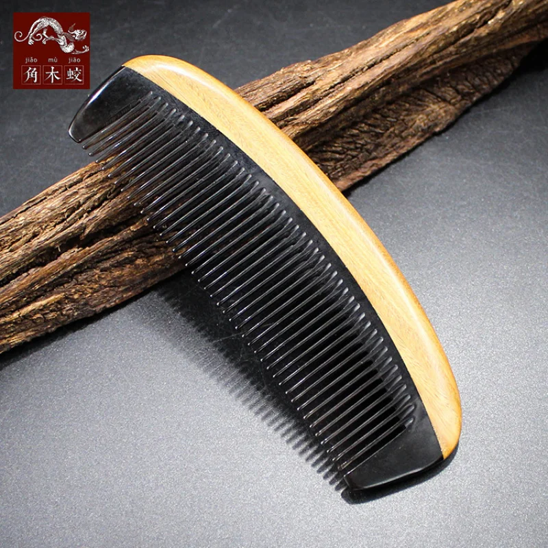 

Green sandalwood and buffalo horn comb for massage and hair styling, handmade craft comb